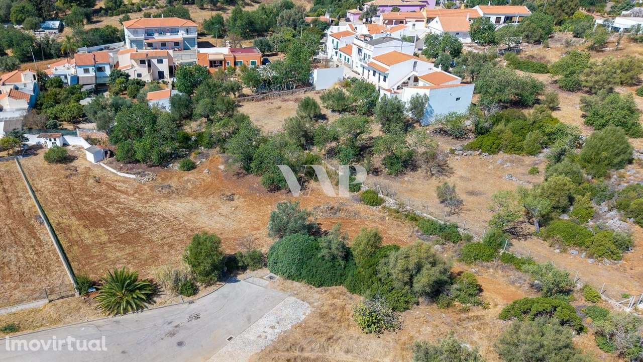 Terreno Urbano para Venda em Boliqueime – Excelente Localização - Grande imagem: 3/4