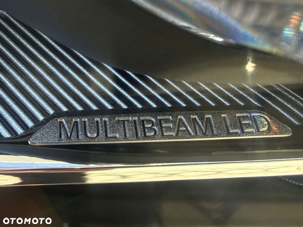 Mercedes-Benz GLB 200 d AMG Line 8G-DCT - 12