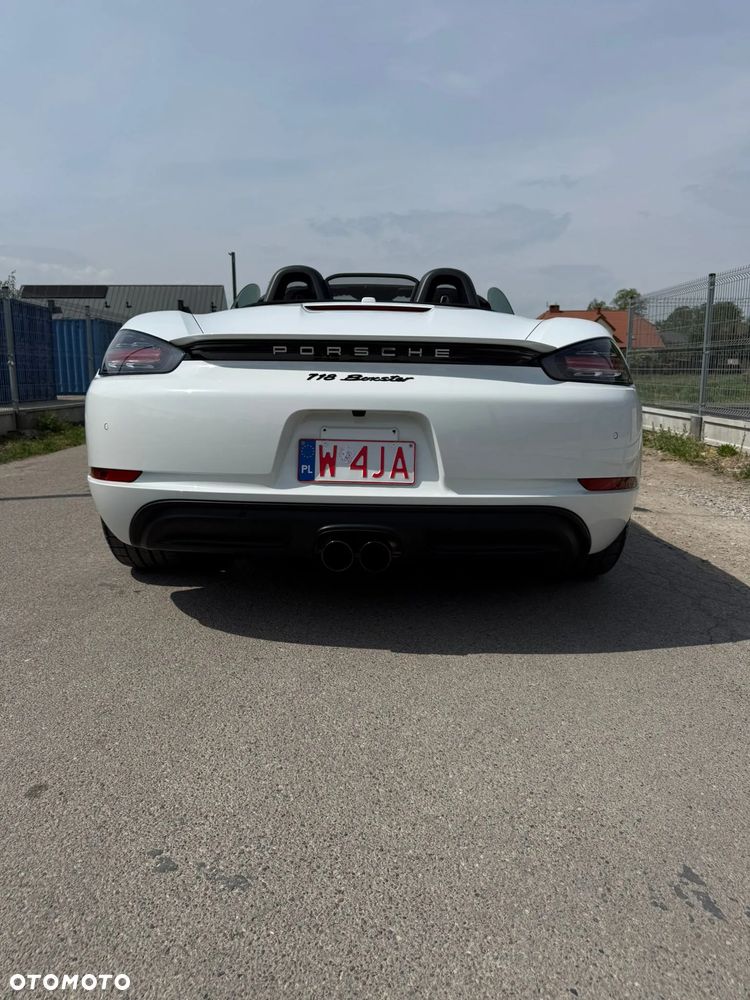 Porsche Boxster - 10