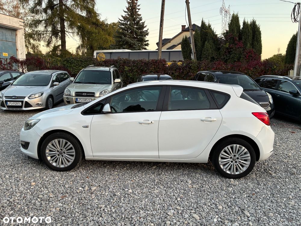 Opel Astra - 4