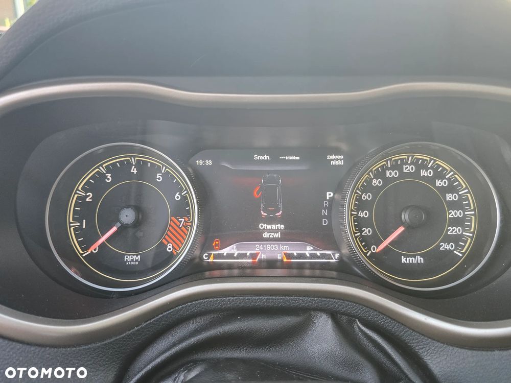 Jeep Cherokee 3.2 V6 Pentastar Active Drive I Automatik Limited - 17