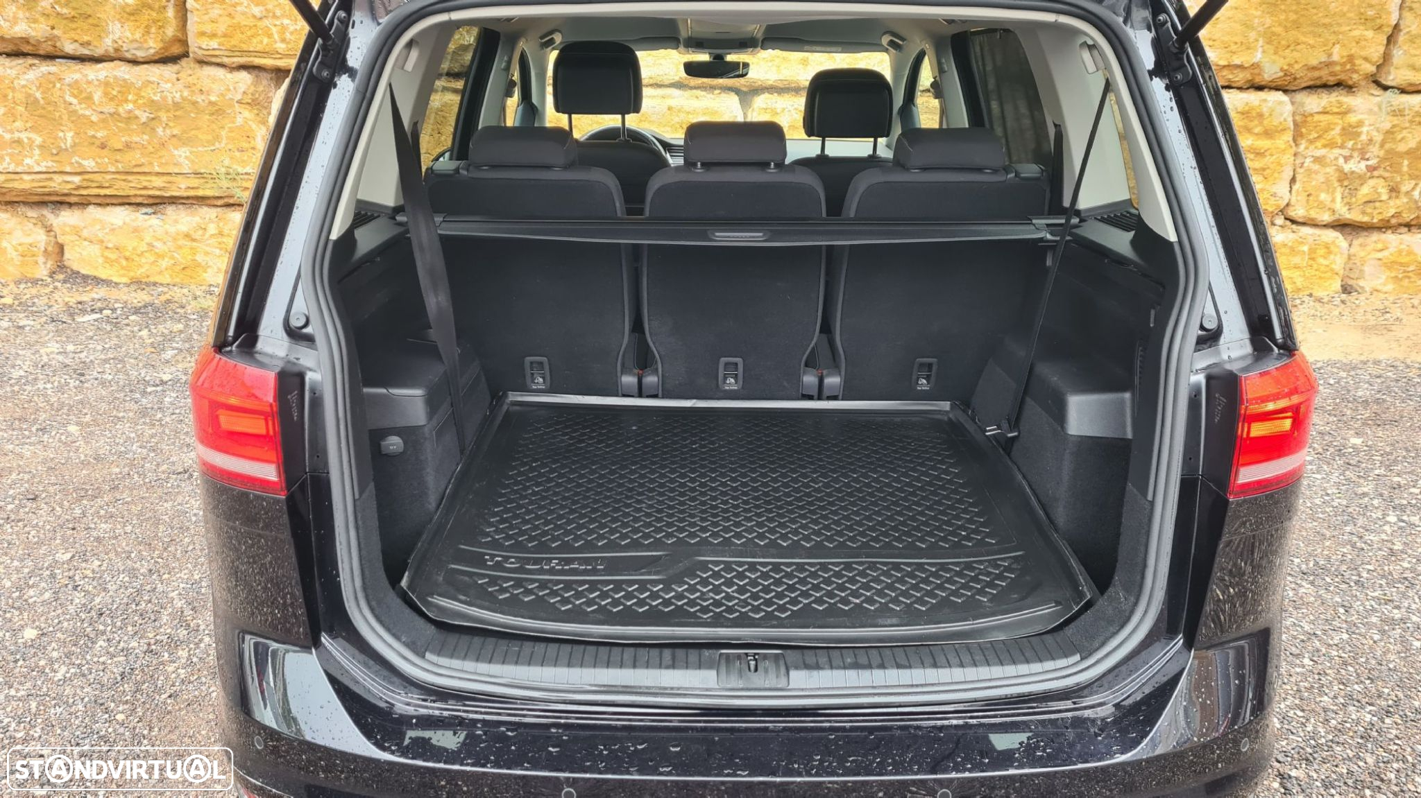 VW Touran - 52