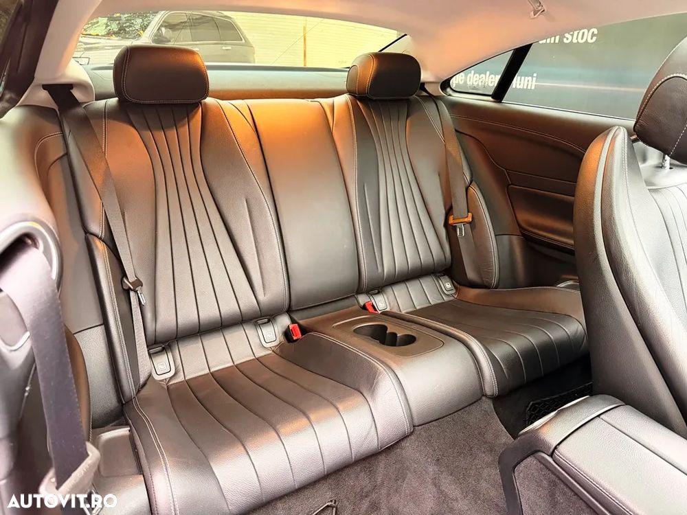 Mercedes-Benz E 220 d Coupe 9G-TRONIC AMG Line - 26
