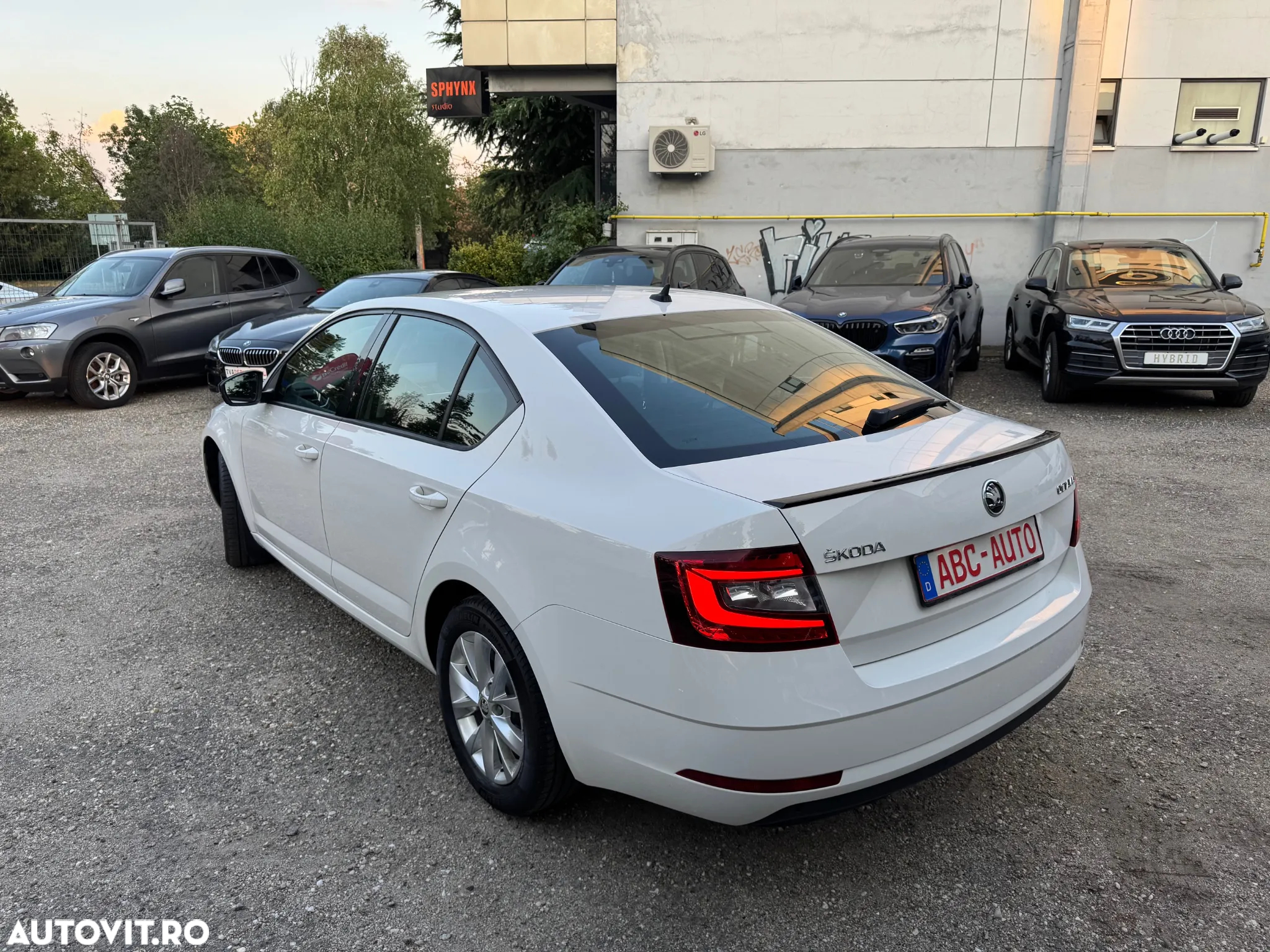 Skoda Octavia - 8