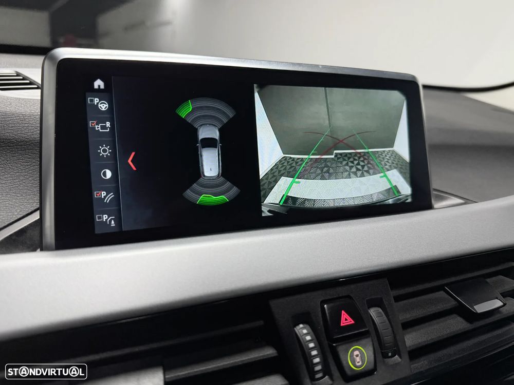 BMW X1 16 d sDrive Advantage - 13