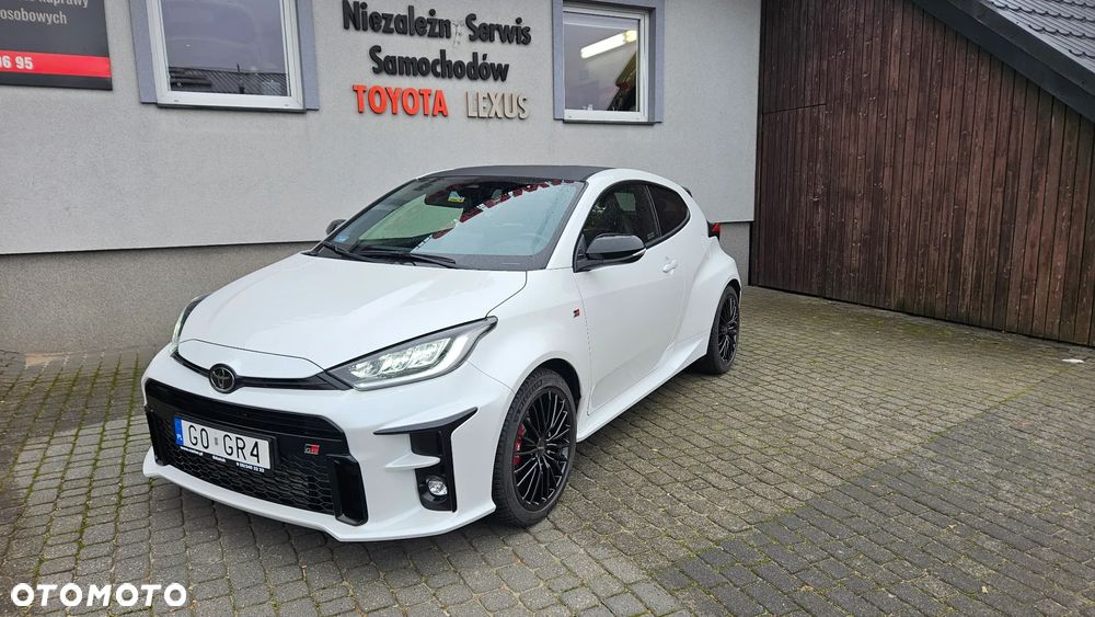 Toyota Yaris - 12