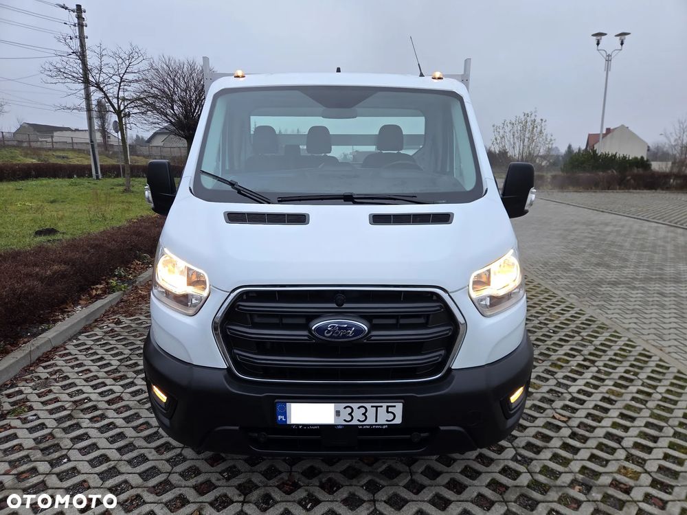 Ford Transit - 12