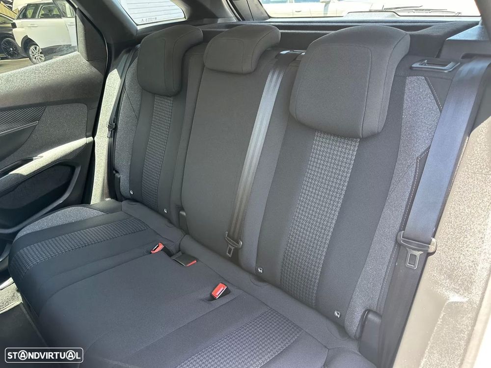 Peugeot 3008 - 29