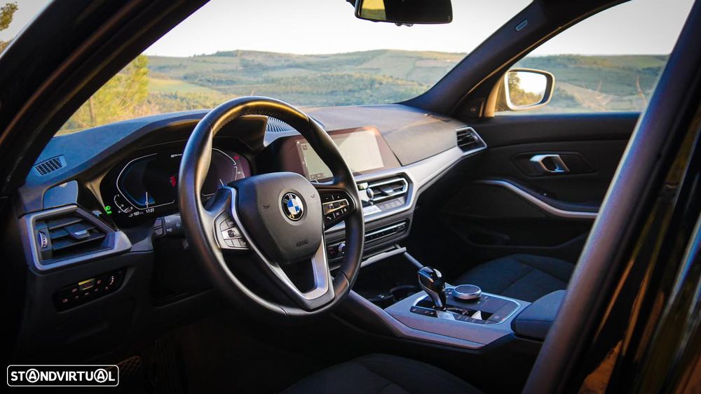 BMW 330 e Touring Aut. Sport Line - 39