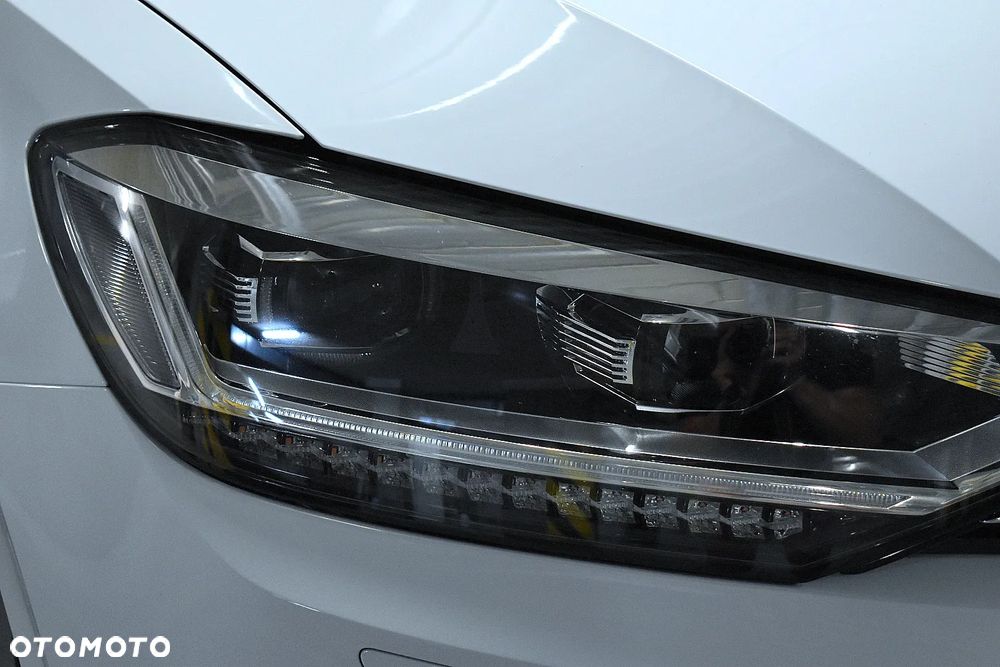 Volkswagen Touran 1.5 TSI EVO Highline DSG - 3