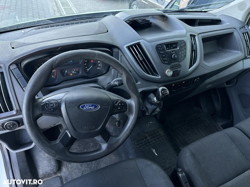 Ford Transit - 10