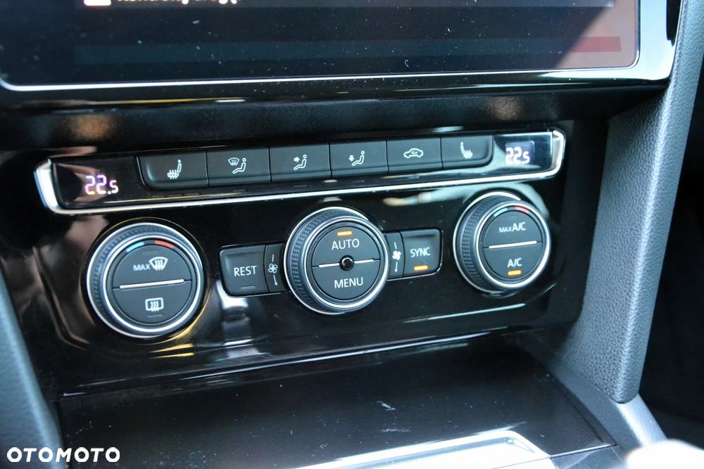 Volkswagen Arteon 2.0 TDI SCR R-Line DSG - 34