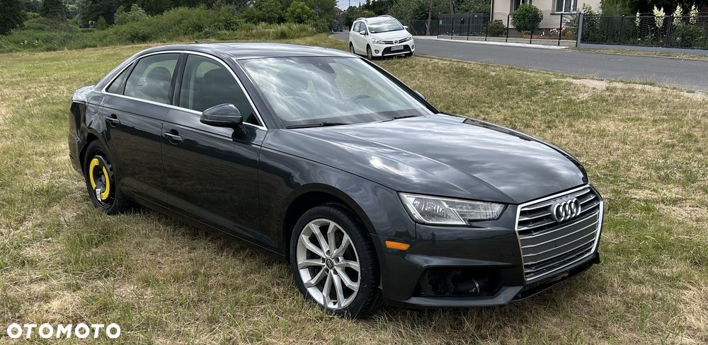 Audi A4 Limousine - 2