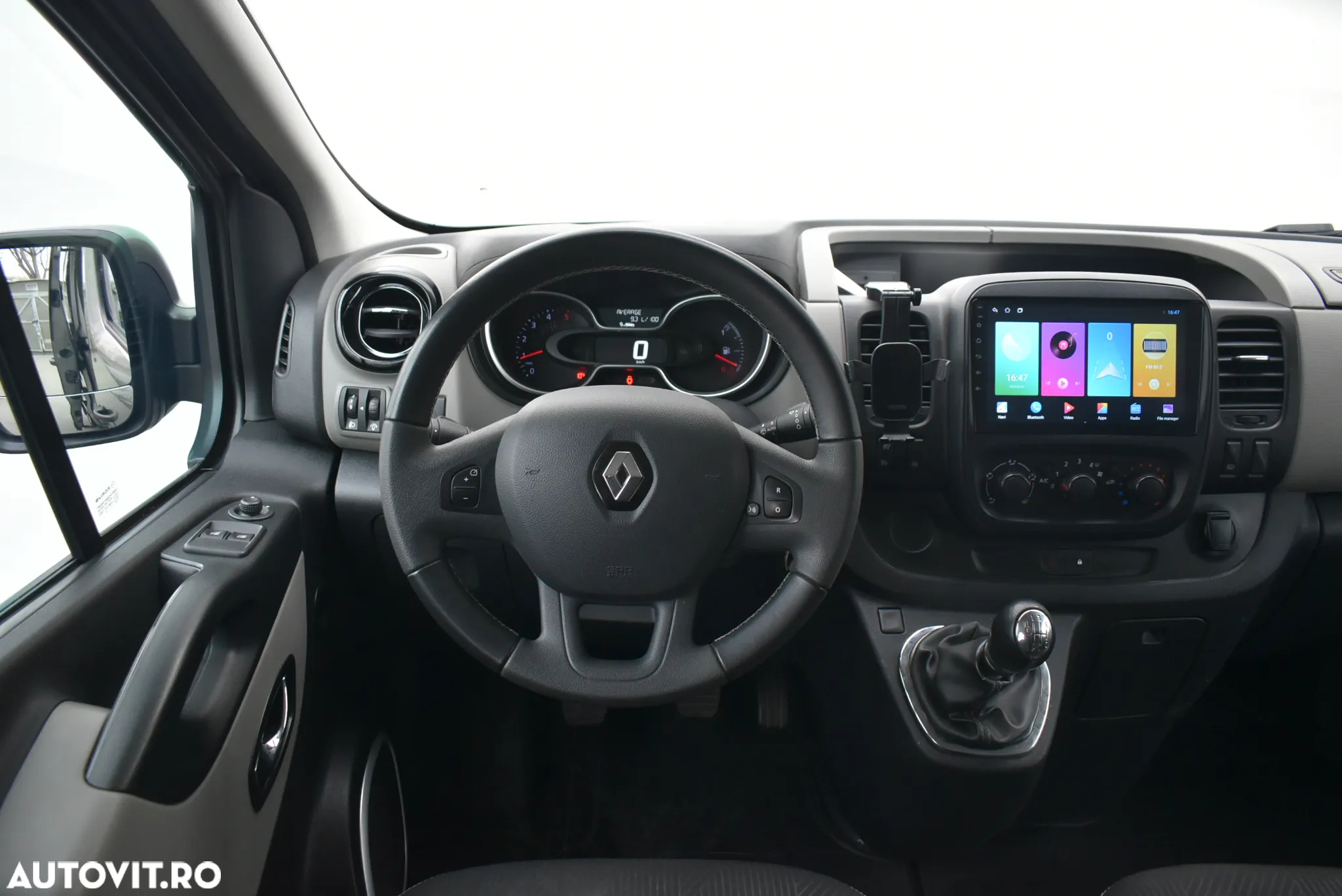 Renault Trafic - 4