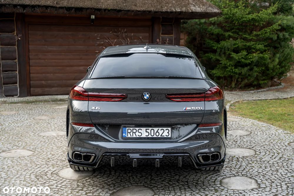 BMW X6 M50i - 7