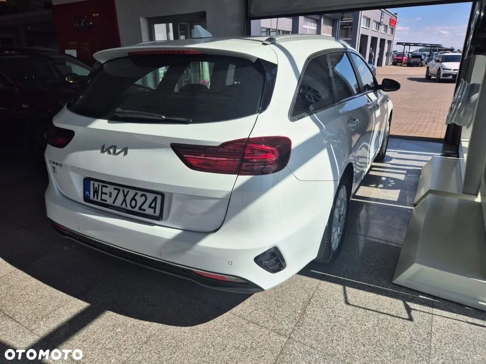 Kia Ceed 1.5 T-GDI M - 19