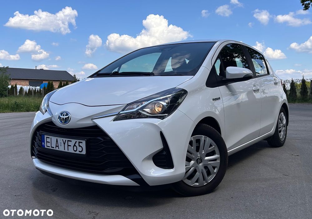 Toyota Yaris Hybrid 100 Premium - 1