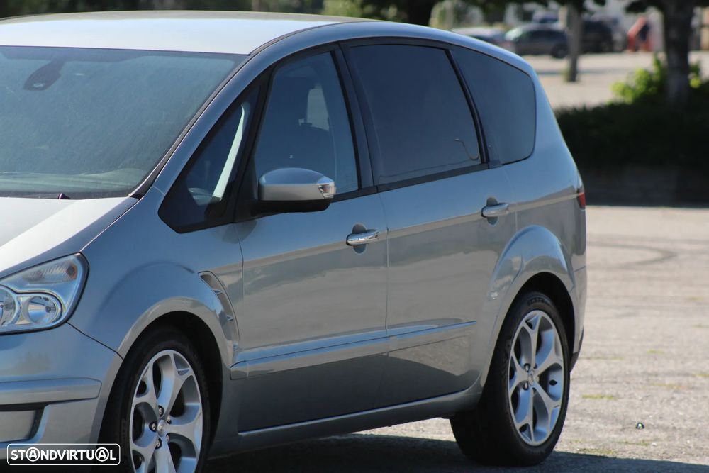 Ford S-Max 1.8 TDCi Titanium 7L - 21
