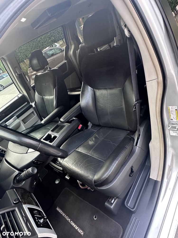 Chrysler Grand Voyager 2.8 CRD Automatik Limited - 12