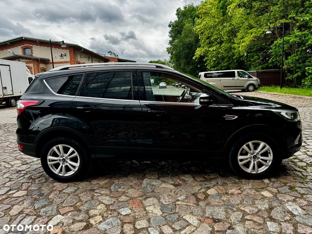 Ford Kuga - 10