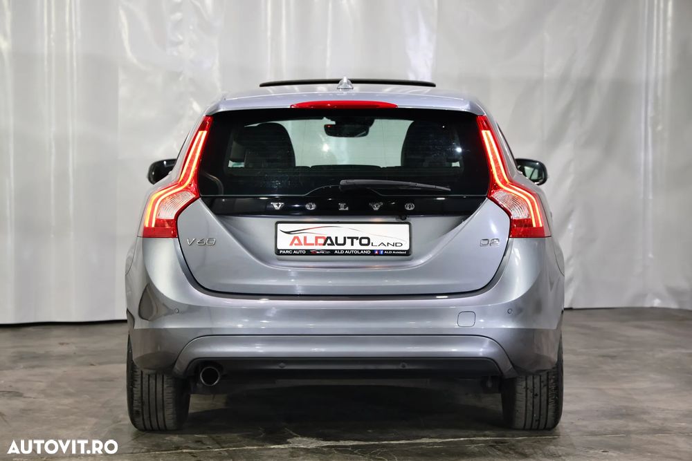 Volvo V60 D2 Basic - 36