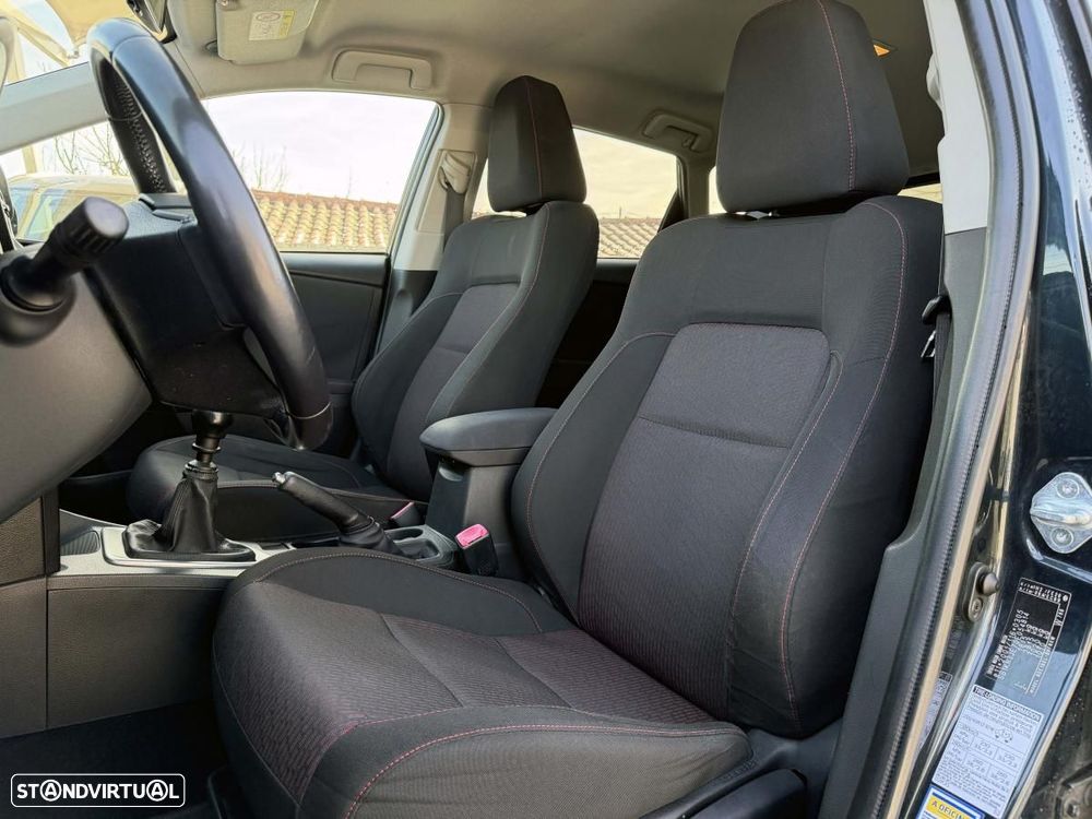 Toyota Auris 1.4 D-4D Exclusive - 14