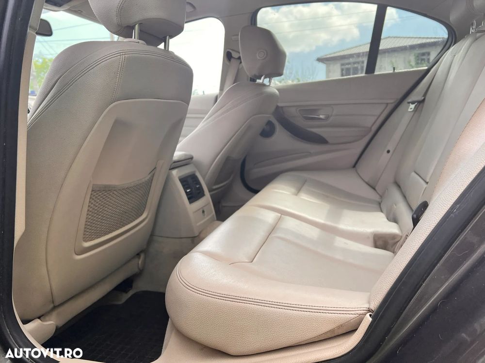 BMW Seria 3 ver-320d - 7