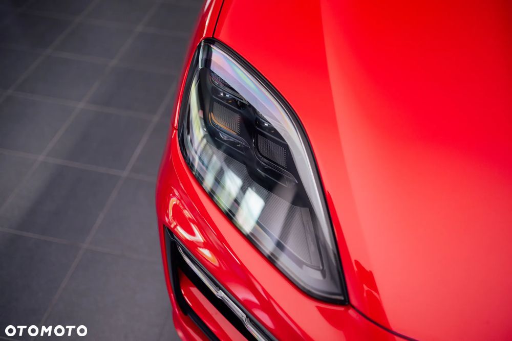 Porsche Cayenne - 16