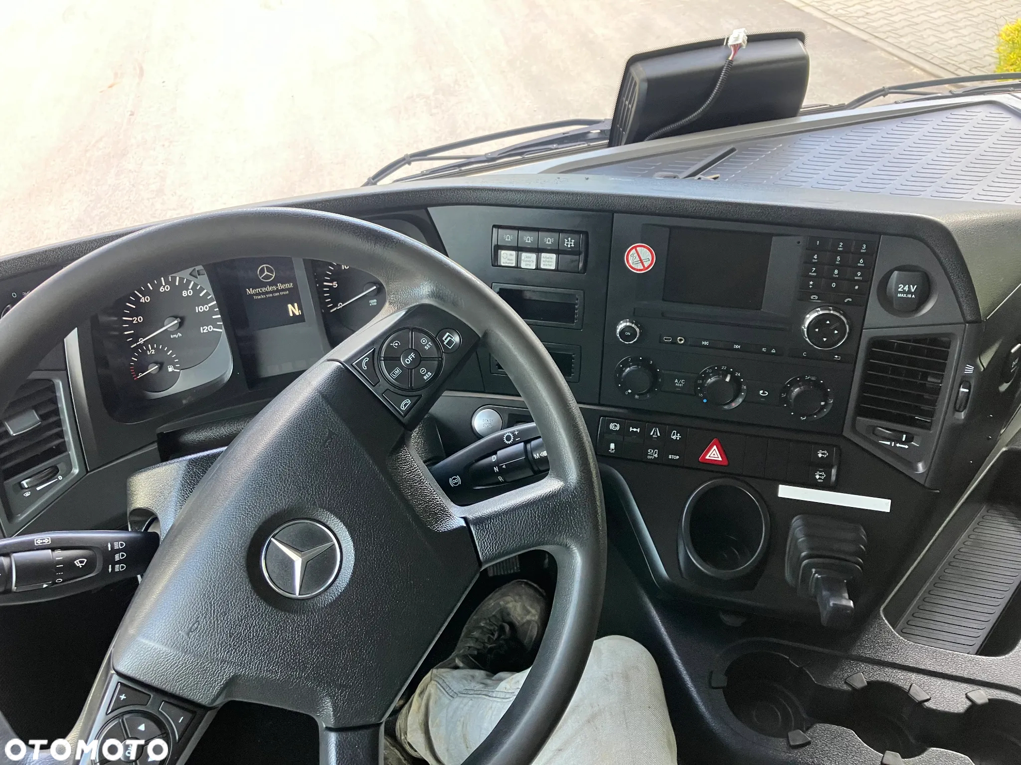 Mercedes-Benz ANTOS 1830 solidny kiper wywrotka blokada mostu - 3