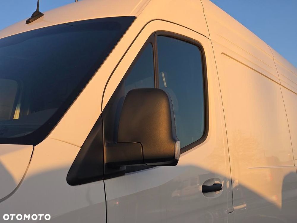 Mercedes-Benz Sprinter 317 CDI Long PRO 9G-Tronic - 24