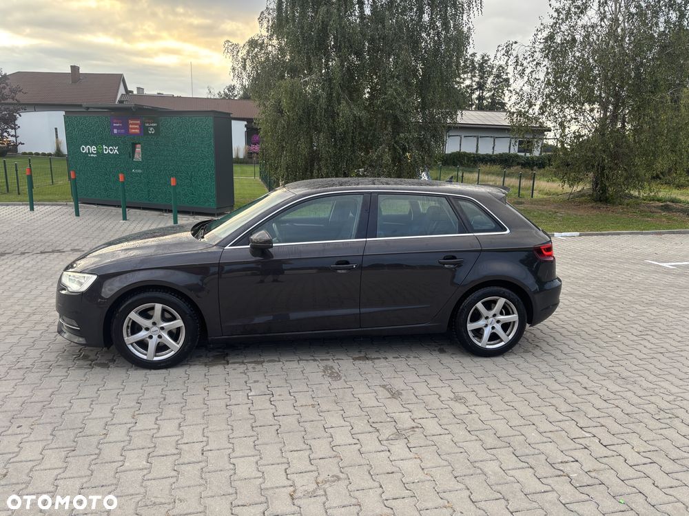 Audi A3 Sportback - 3
