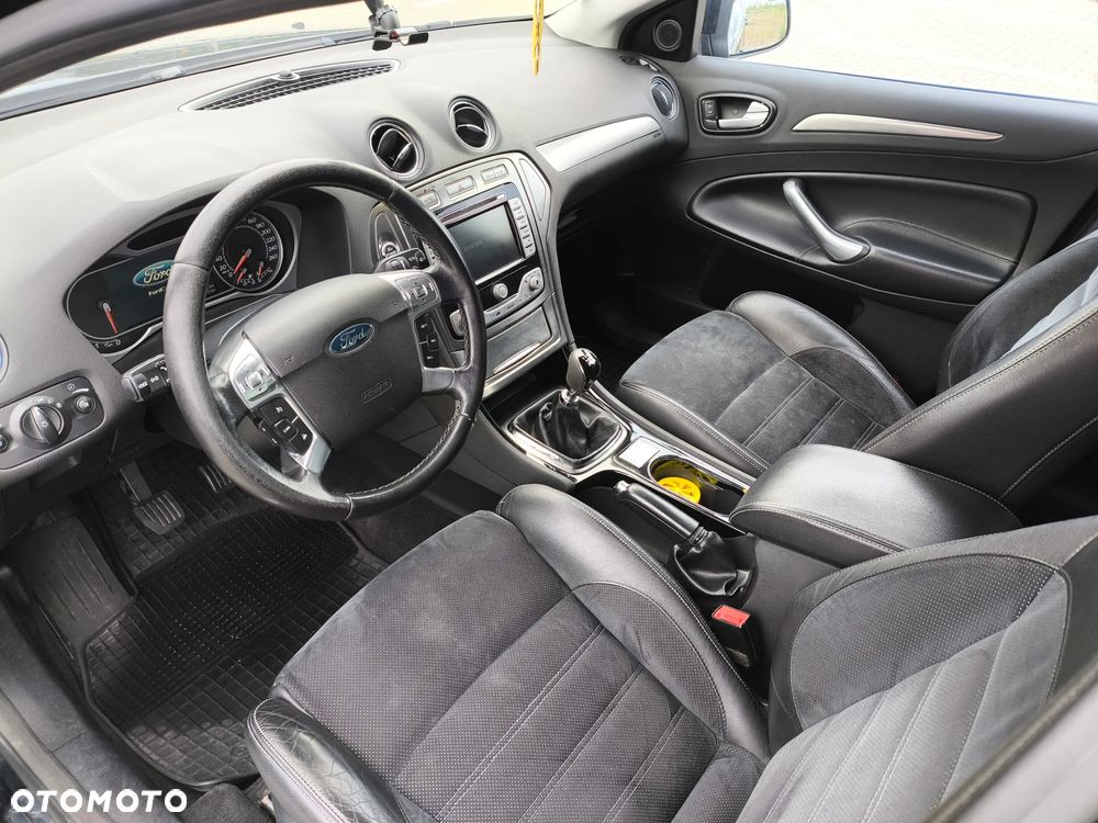 Ford Mondeo 2.2 TDCi Titanium X - 13