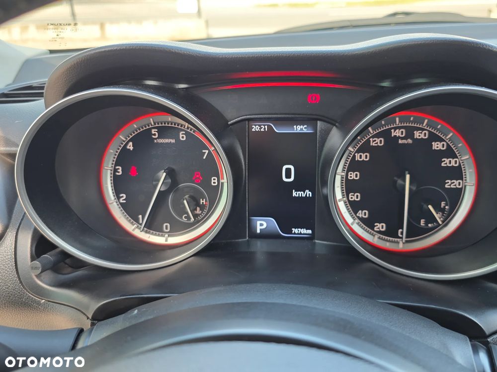 Suzuki Swift 1.2 Dualjet SHVS Premium CVT - 19
