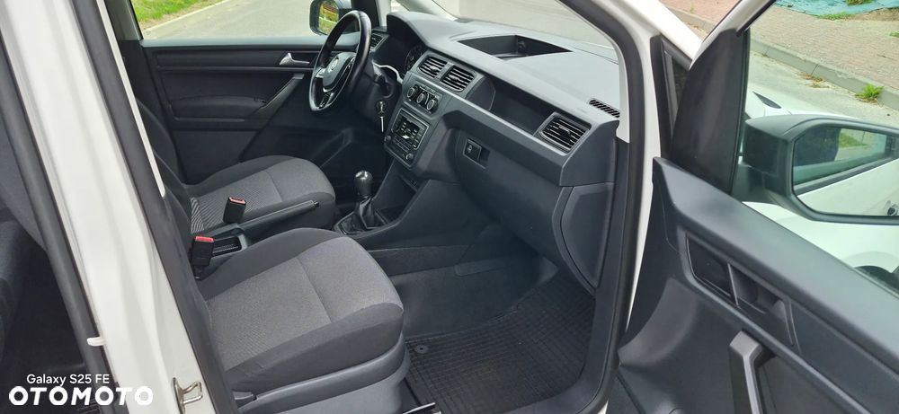 Volkswagen Caddy - 21