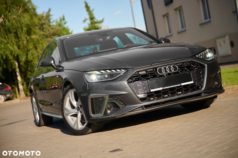 Audi A4 Limousine 35 TFSI S tronic S line - 4