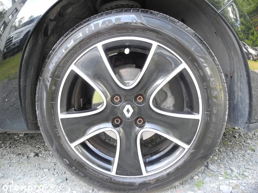 Renault Clio - 13