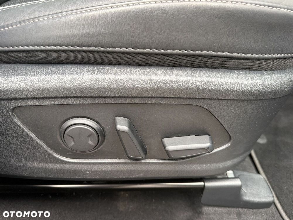 Kia Sorento - 25