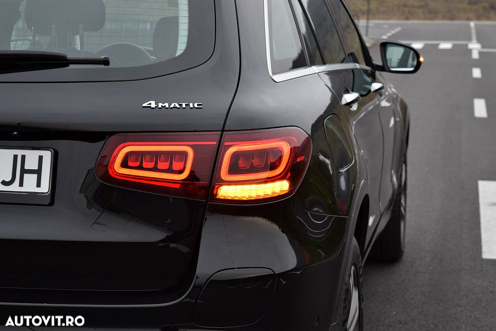 Mercedes-Benz GLC 300 e 4Matic 9G-TRONIC Edition AMG Line - 13