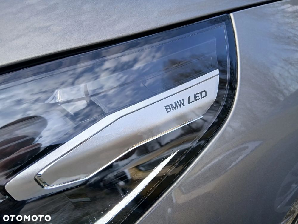 BMW Seria 5 520d xDrive mHEV M Sport - 17