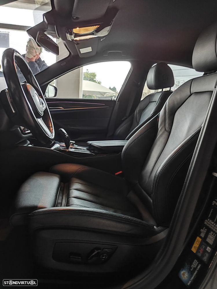 BMW 530 e Pack M - 27