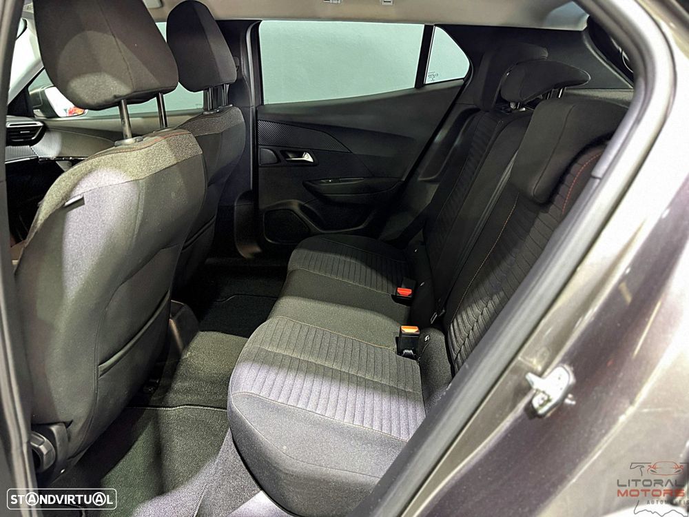 Peugeot 2008 1.2 PureTech Active Pack EAT8 - 16