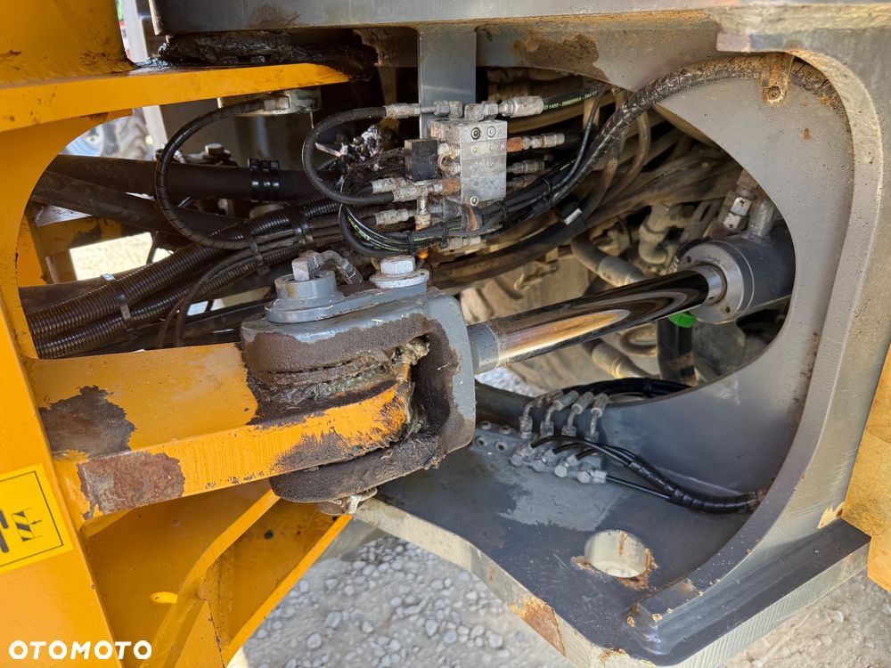 Liebherr L526 - 20