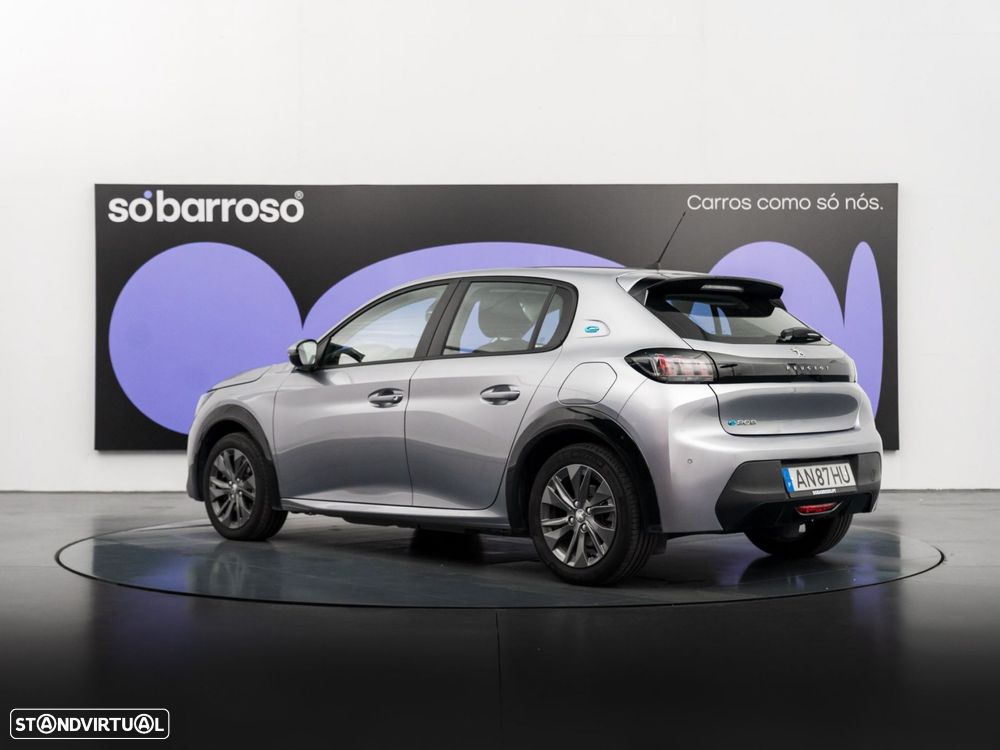 Peugeot e-208 50 kWh Active Pack — fotografia 3