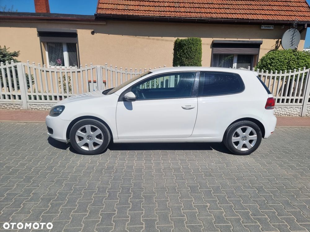 Volkswagen Golf - 4