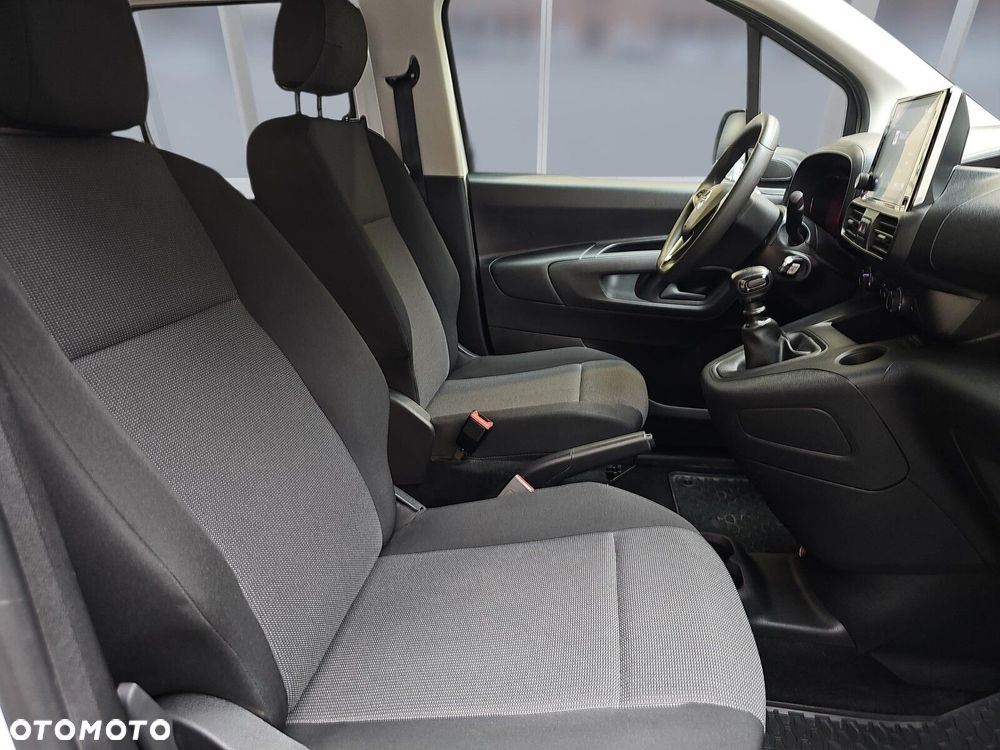Opel Combo 1.5 DT Edition 102KM - 12