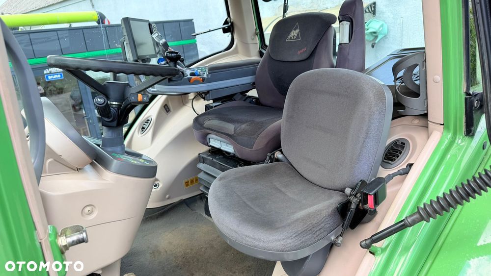 Fendt 828 Vario Profi Plus - 25