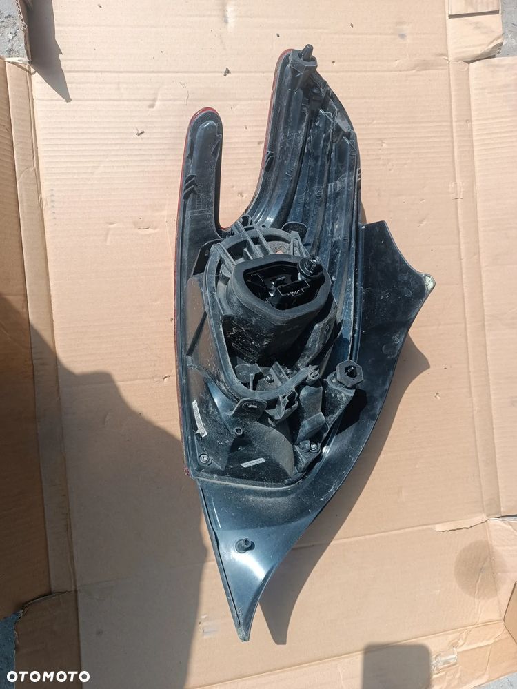 LAMPA TYŁ TYLNA PRAWA PEUGEOT 208 LIFT - 5