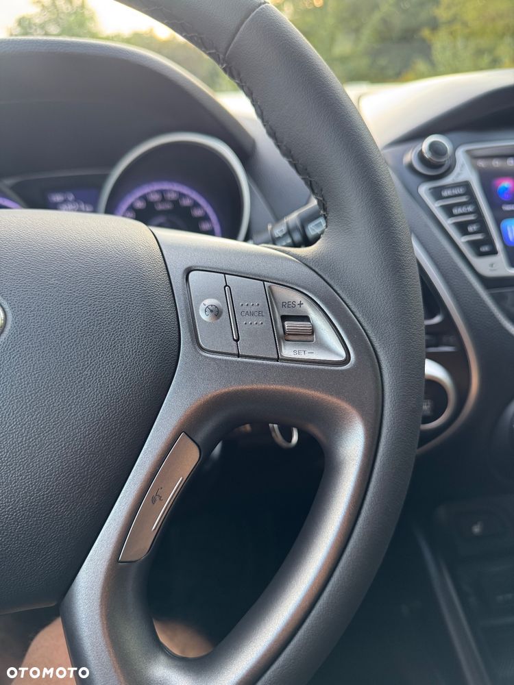 Hyundai ix35 1.7 CRDi Premium 2WD - 19