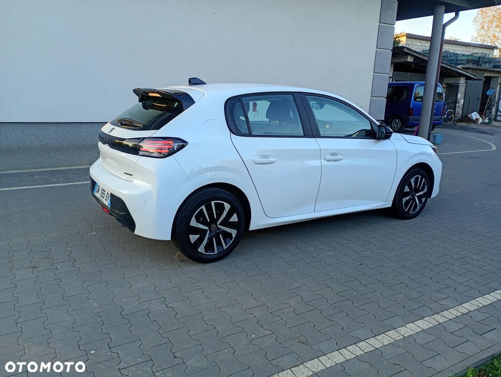 Peugeot 208 2024 photo 5