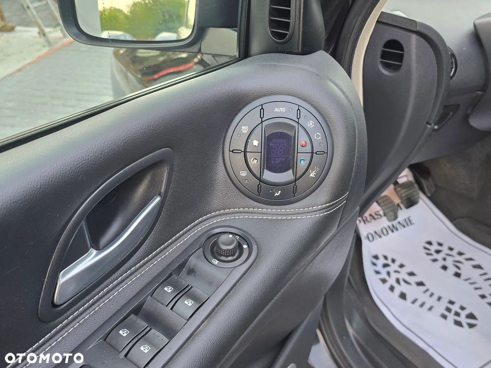 Renault Espace 2.0 Celsium - 29